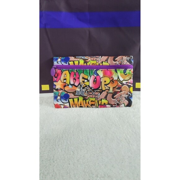 IPSY June 2016 Glam Bag "Rebel Rebel" Graffiti Multicolor Pouch Cosmetic Bag - Picture 1 of 6